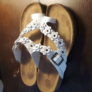 Sophia Milano Sandals Size 7-7.5